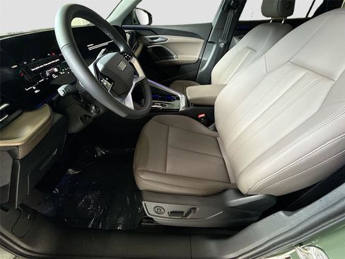 Certified 2025 Audi Q5 Premium w/ Convenience Package AWD/4WD image 21