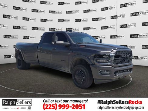 Used 2022 RAM 3500 Limited AWD/4WD image 1