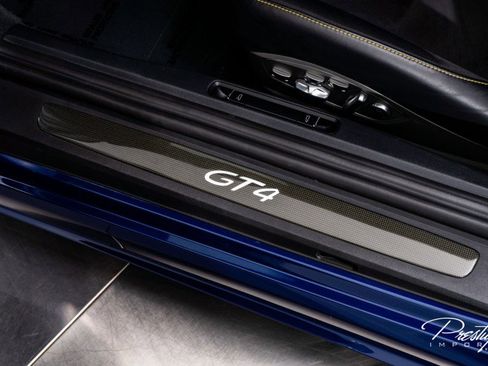 Used 2020 Porsche 718 Cayman GT4 image 25