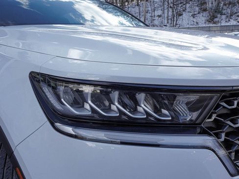 Used 2022 Kia Sorento S image 48