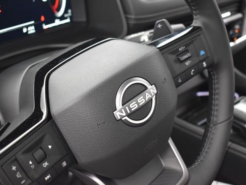 New 2026 Nissan Rogue Platinum w/ Platinum Premium Package image 13