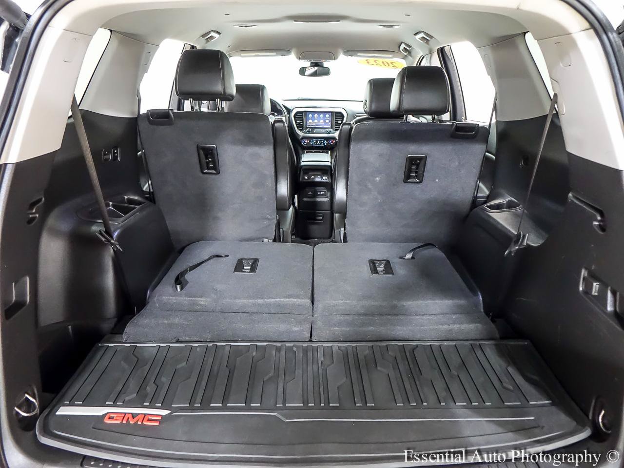 Used 2023 GMC Acadia SLT FWD image 27