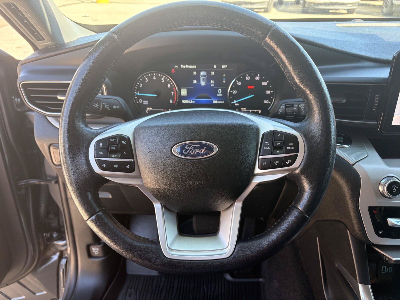 Used 2023 Ford Explorer XLT w/ Equipment Group 202A AWD/4WD image 15