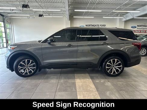 Used 2022 Ford Explorer ST AWD/4WD image 17