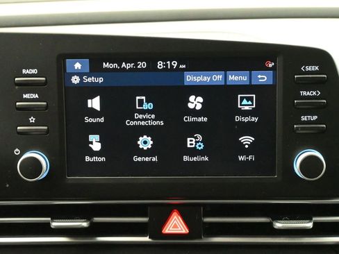 Used 2023 Hyundai Elantra Blue FWD image 10