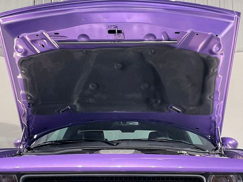 Used 2013 Dodge Challenger R/T image 33