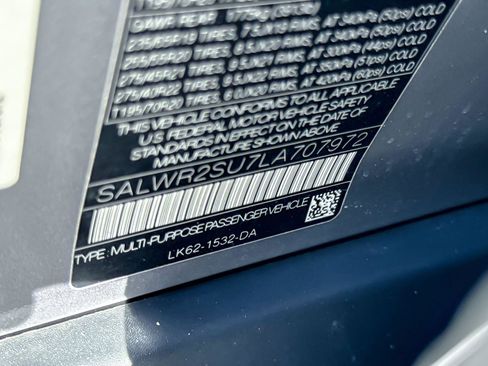 Used 2020 Land Rover Range Rover Sport HSE image 28