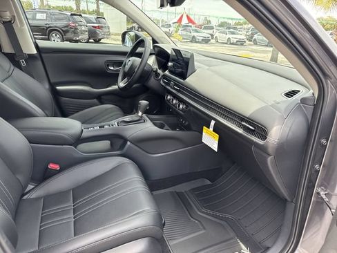New 2027 Honda HR-V EX-L image 18