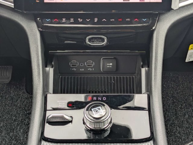 New 2026 Jeep Grand Cherokee Limited AWD/4WD image 21