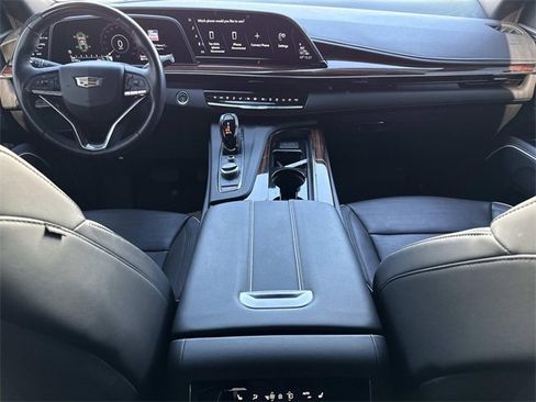 Certified 2023 Cadillac Escalade ESV Premium Luxury image 18