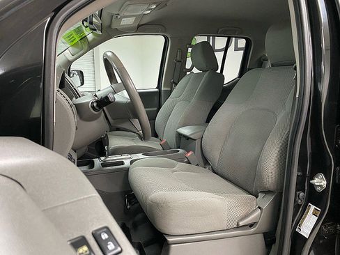 Used 2019 Nissan Frontier SV w/ Value Truck Package image 10