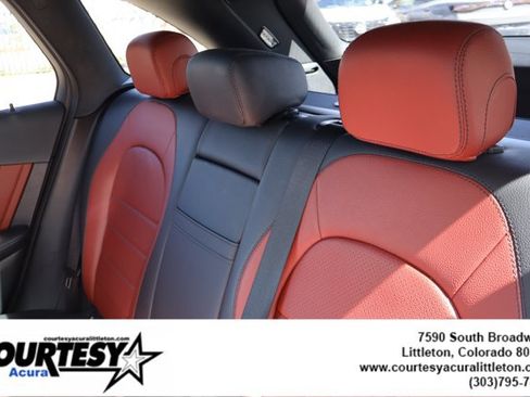 Used 2021 Mercedes-Benz GLC 300 4MATIC image 25