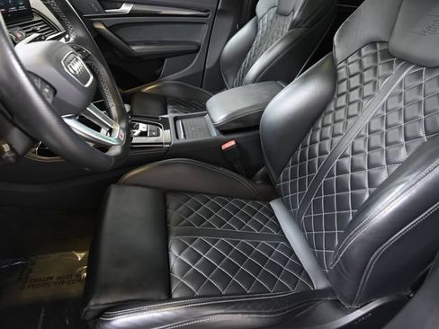Used 2023 Audi SQ5 Prestige AWD/4WD image 7