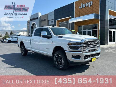 New 2026 RAM 2500 Laramie AWD/4WD image 1