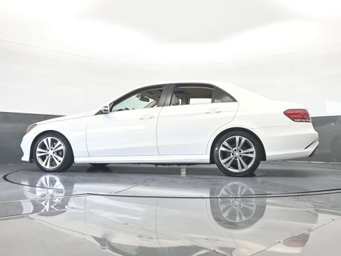 Used 2014 Mercedes-Benz E 350 Sedan image 54