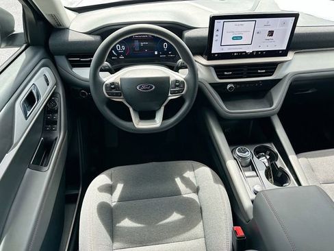 Certified 2026 Ford Explorer Active RWD image 20