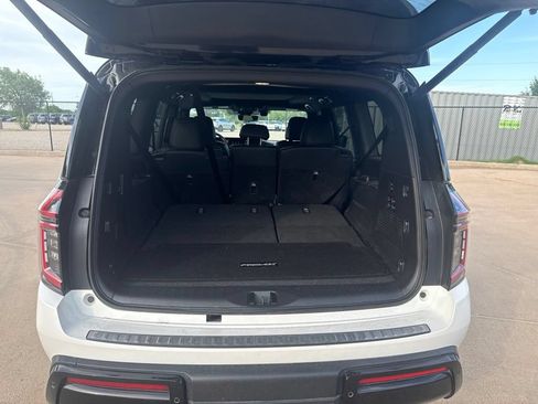 Certified 2025 Nissan Armada PRO-4X w/ Pro-4X Premium Package AWD/4WD image 17