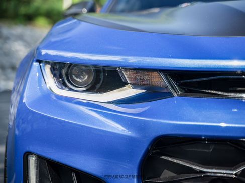 Used 2021 Chevrolet Camaro ZL1 RWD image 59