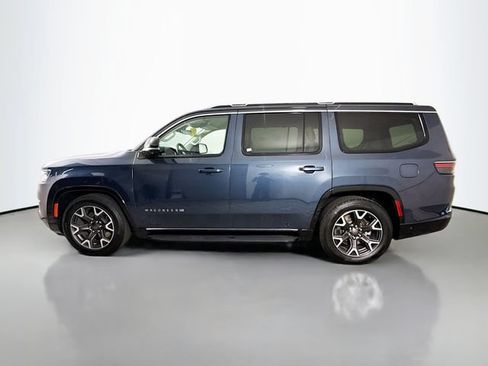 Used 2023 Jeep Wagoneer Series III w/ Rear Seat Video Group 1 AWD/4WD image 4