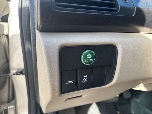Used 2015 Honda Accord EX-L image 7