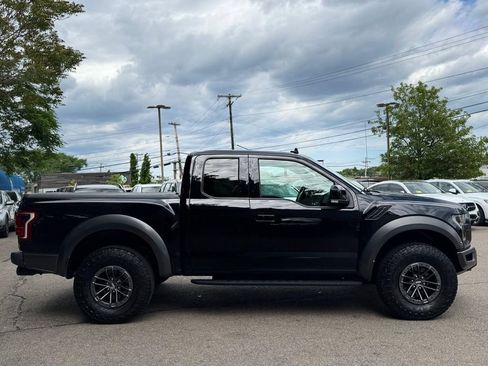 Used 2019 Ford F150 Raptor w/ Equipment Group 802A Luxury AWD/4WD image 7