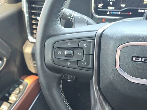 Used 2025 GMC Sierra 1500 Denali Ultimate image 32