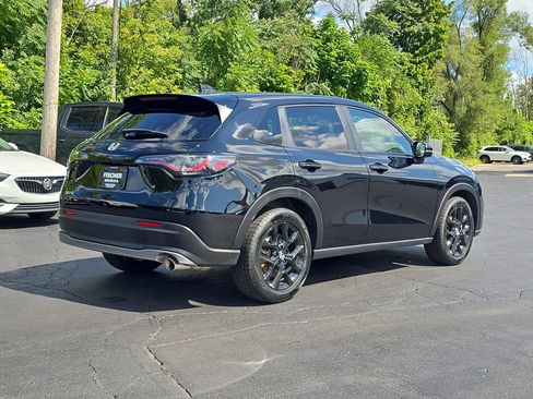 Used 2024 Honda HR-V Sport image 3