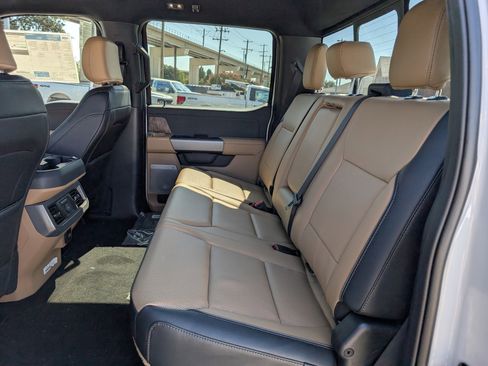 New 2026 Ford F250 Lariat w/ Lariat Premium Package image 26