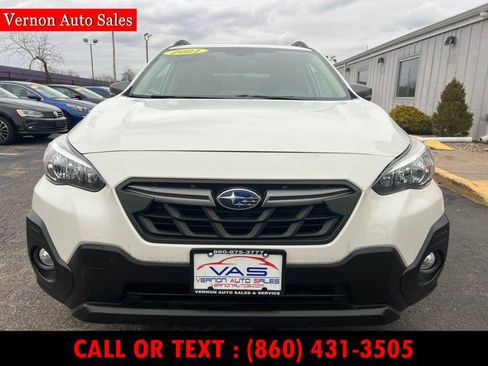 Used 2021 Subaru Crosstrek 2.5i Sport w/ Moonroof Package image 2