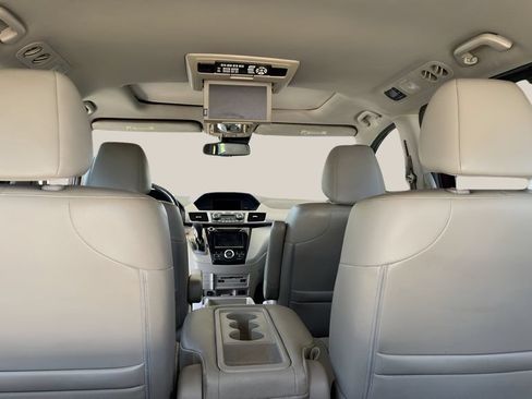 Used 2014 Honda Odyssey EX-L image 16