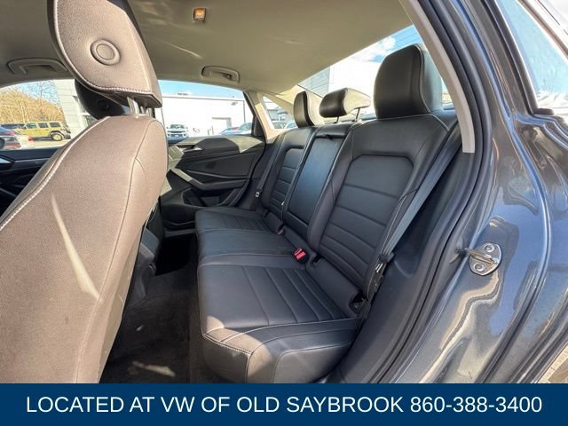 Used 2024 Volkswagen Jetta SE FWD image 10