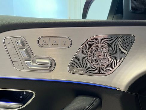 Used 2025 Mercedes-Benz GLE 350 4MATIC image 17