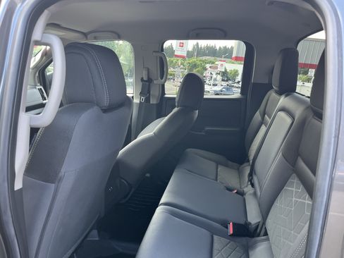 Used 2025 Nissan Frontier SV AWD/4WD image 14