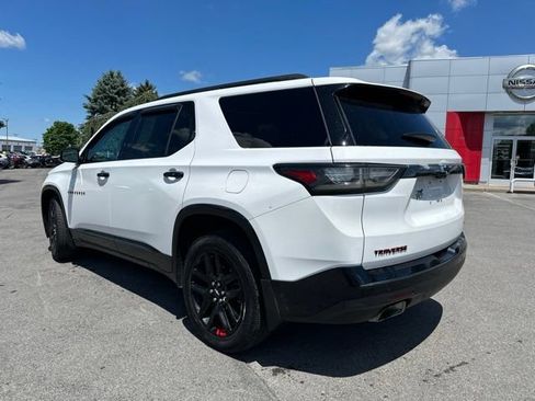 Used 2021 Chevrolet Traverse Premier w/ Redline Edition AWD/4WD image 3
