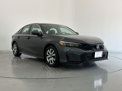Used 2025 Honda Civic LX image 7