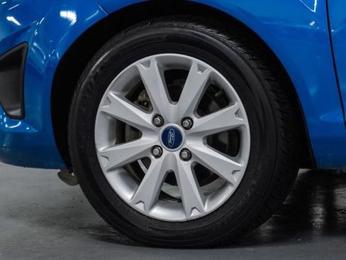 Used 2012 Ford Fiesta SE w/ Moon & Mood Pkg image 53