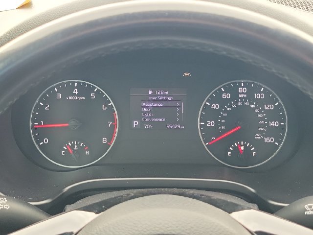 Used 2021 Kia Seltos S FWD image 15