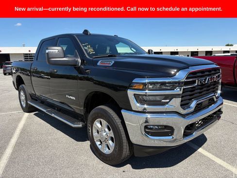 Used 2026 RAM 2500 Big Horn AWD/4WD image 1