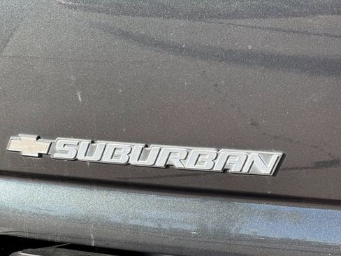 Used 2005 Chevrolet Suburban LS w/ Cargo Package image 20