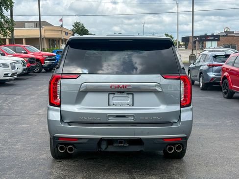 Used 2024 GMC Yukon XL Denali w/ Advanced Technology Package AWD/4WD image 17