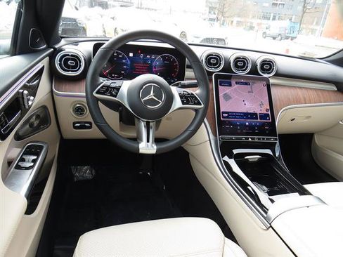 Used 2025 Mercedes-Benz C 300 4MATIC Sedan image 9