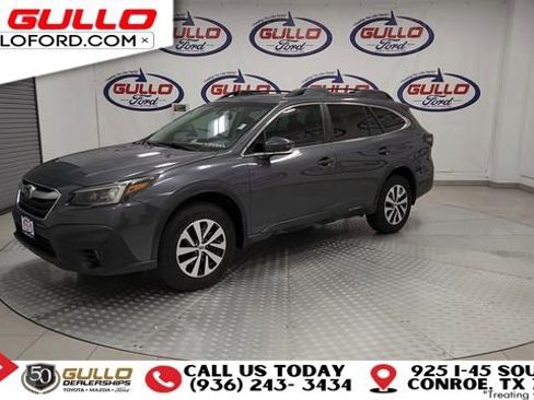Used 2022 Subaru Outback Premium image 4