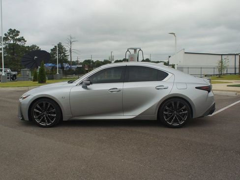 Used 2022 Lexus IS 350 F Sport w/ Navigation Package RWD image 14