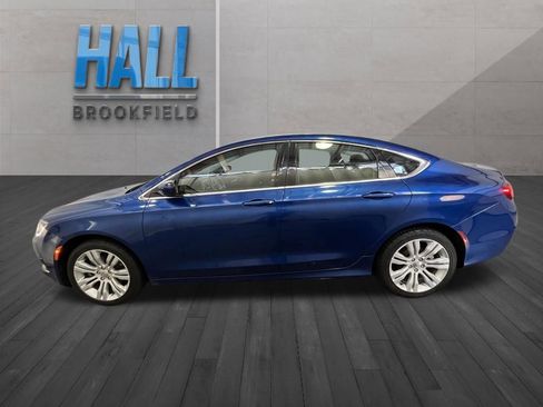 Used 2015 Chrysler 200 Limited w/ Convenience Group FWD image 2