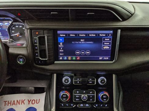 Used 2021 GMC Yukon XL Denali w/ LPO, Illumination Package image 14