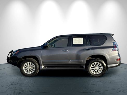 Used 2019 Lexus GX 460 image 7