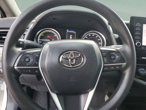 Used 2023 Toyota Camry LE image 22