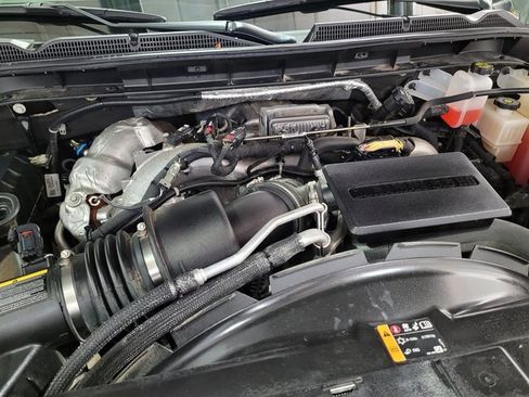 Used 2022 GMC Sierra 2500 AT4 image 30