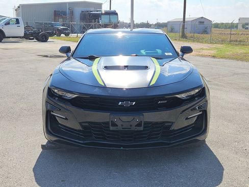 Used 2021 Chevrolet Camaro SS image 8