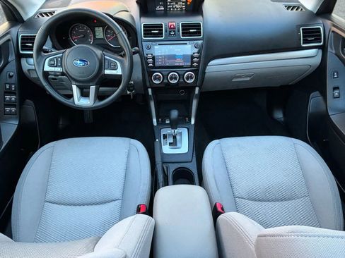 Used 2018 Subaru Forester 2.5i Premium w/ All-Weather Package image 27